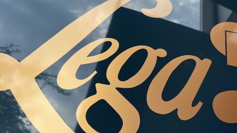 080ED565 43AE 4E51 8AB6 322BCA62E9C7