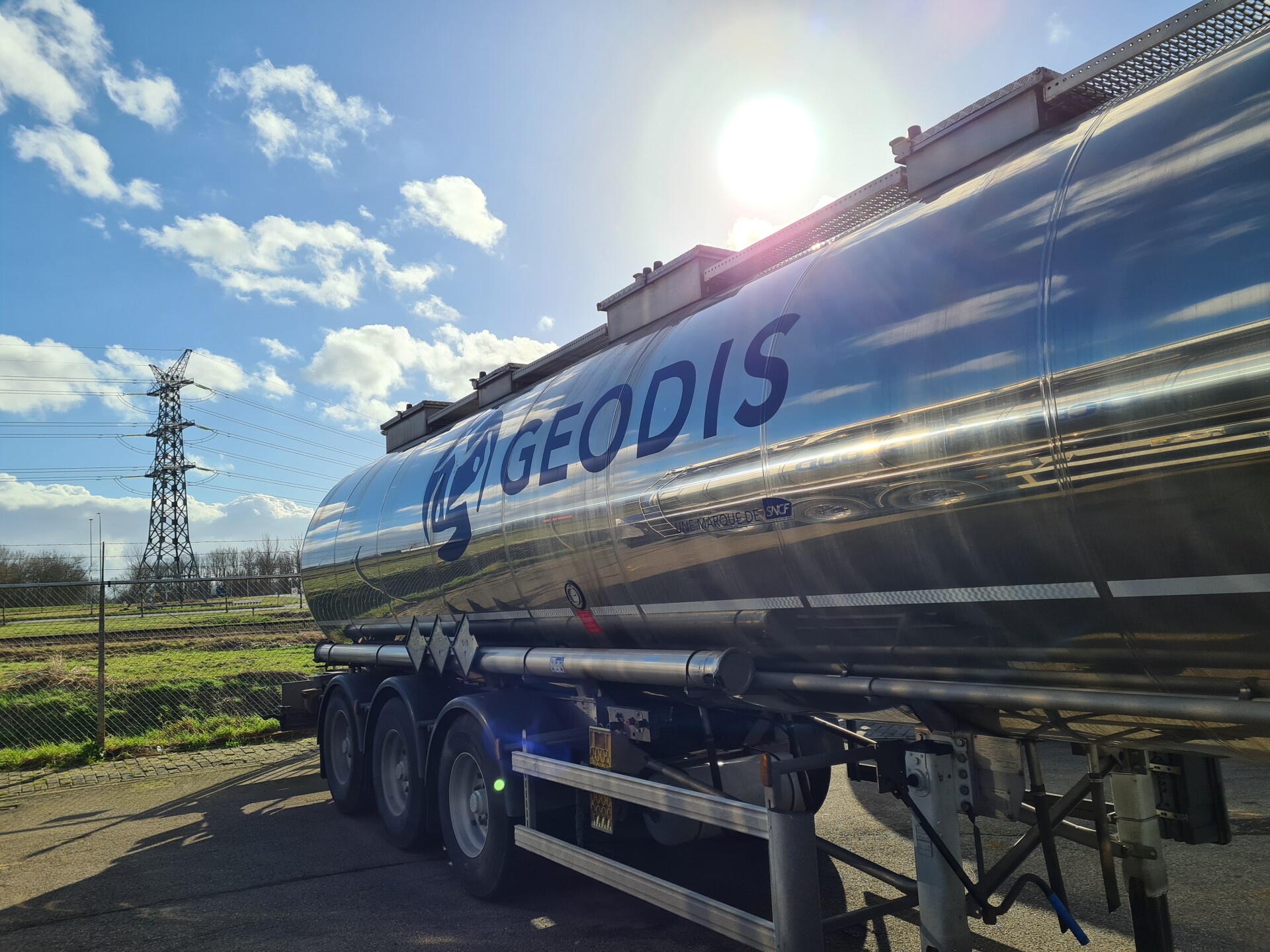 Geodis tankcontainerbelettering