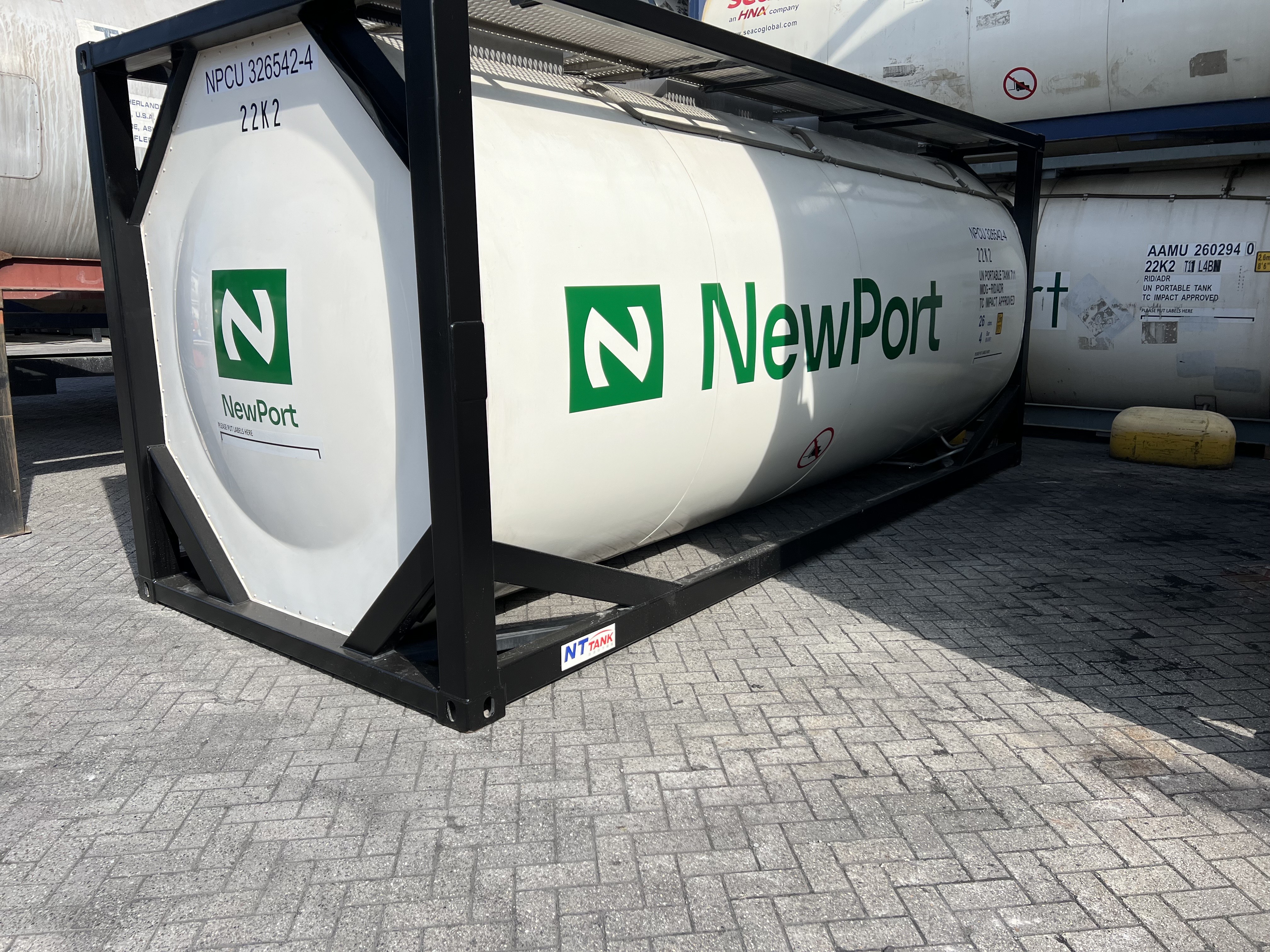 NewPort containerbelettering